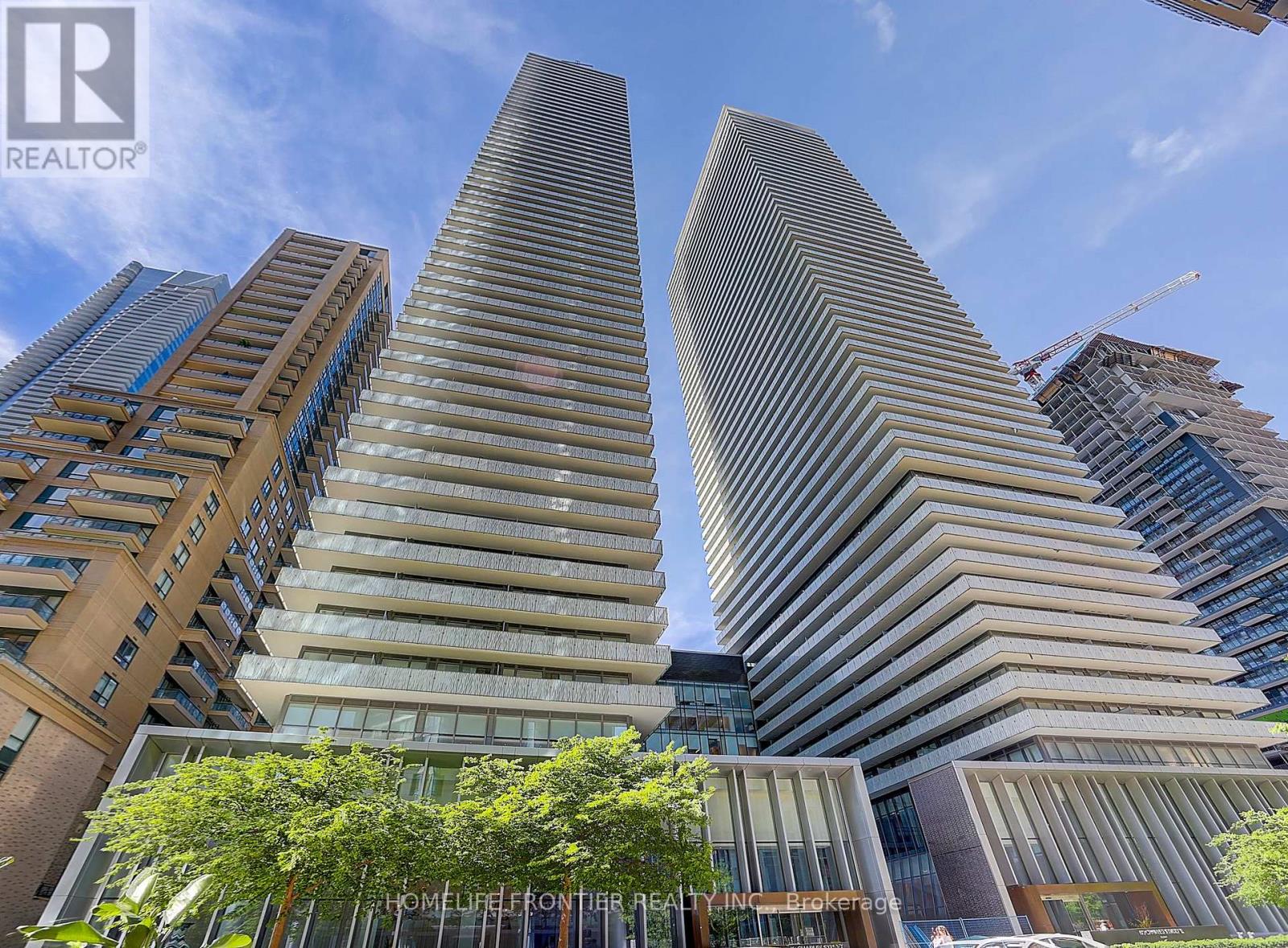 MLS® listing #29499687 for sale located at 2207 - 42 CHARLES STREET