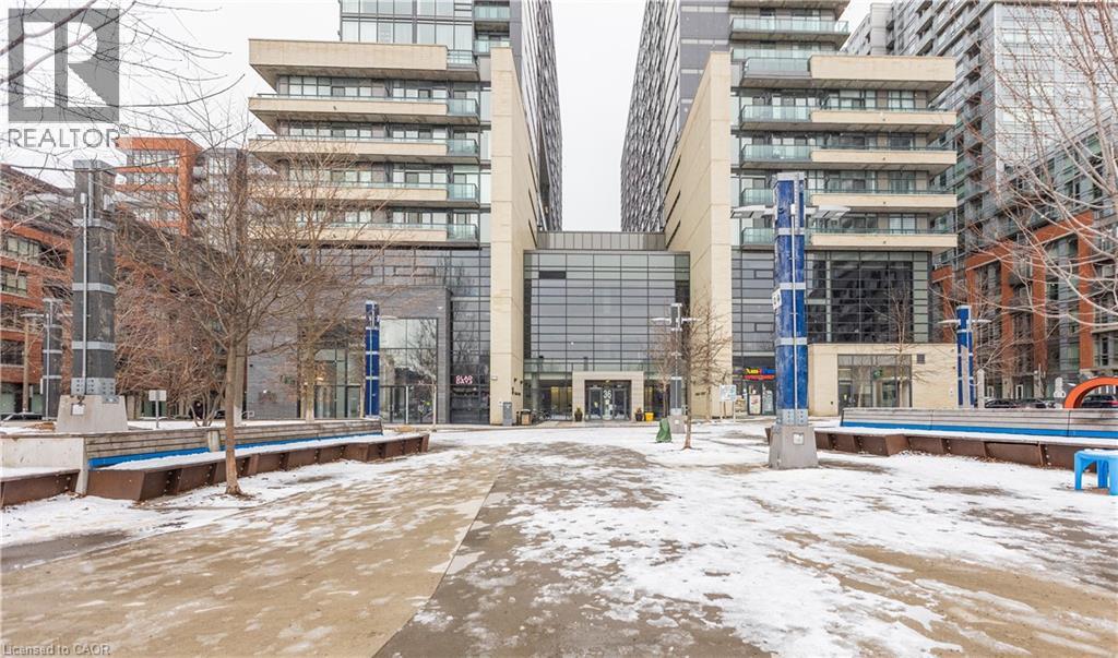 MLS® listing #29499722 for sale located at 36 LISGAR Street Unit# 825