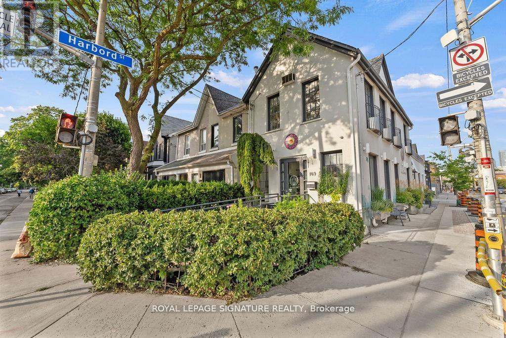 MLS® listing #29499952 for sale located at 154 HARBORD STREET