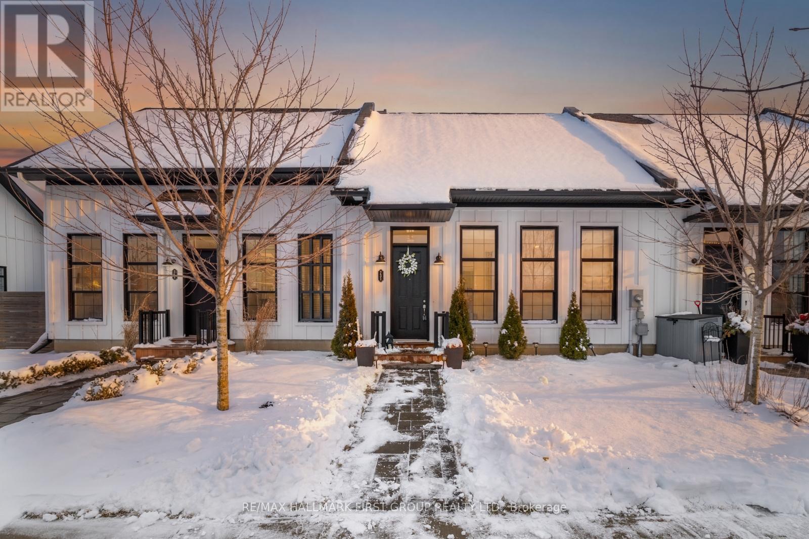 MLS® listing #29501695 for sale located at 731 WILKINS GATE