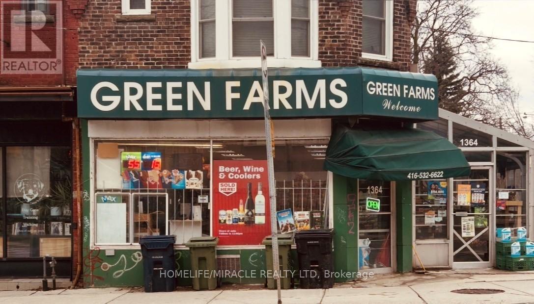 MLS® listing #29502683 for sale located at 1364 BATHURST STREET