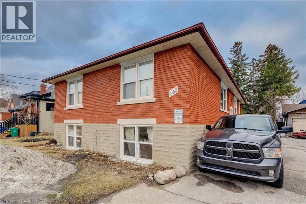 MLS® listing #29504948 for sale located at 433 GUELPH Street Unit# 1