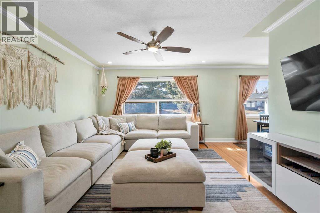 MLS® listing #29505988 for sale located at 6112 Buckthorn Road NW