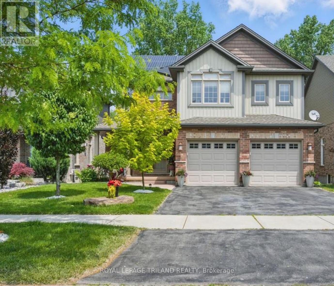 MLS® listing #29507561 for sale located at 219 UNION AVENUE