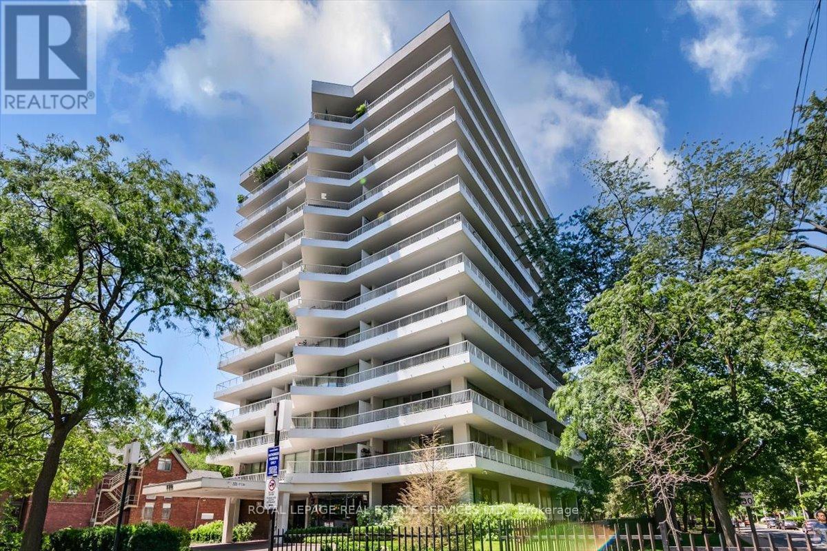 MLS® listing #29509172 for sale located at 1005 - 190 ST GEORGE STREET