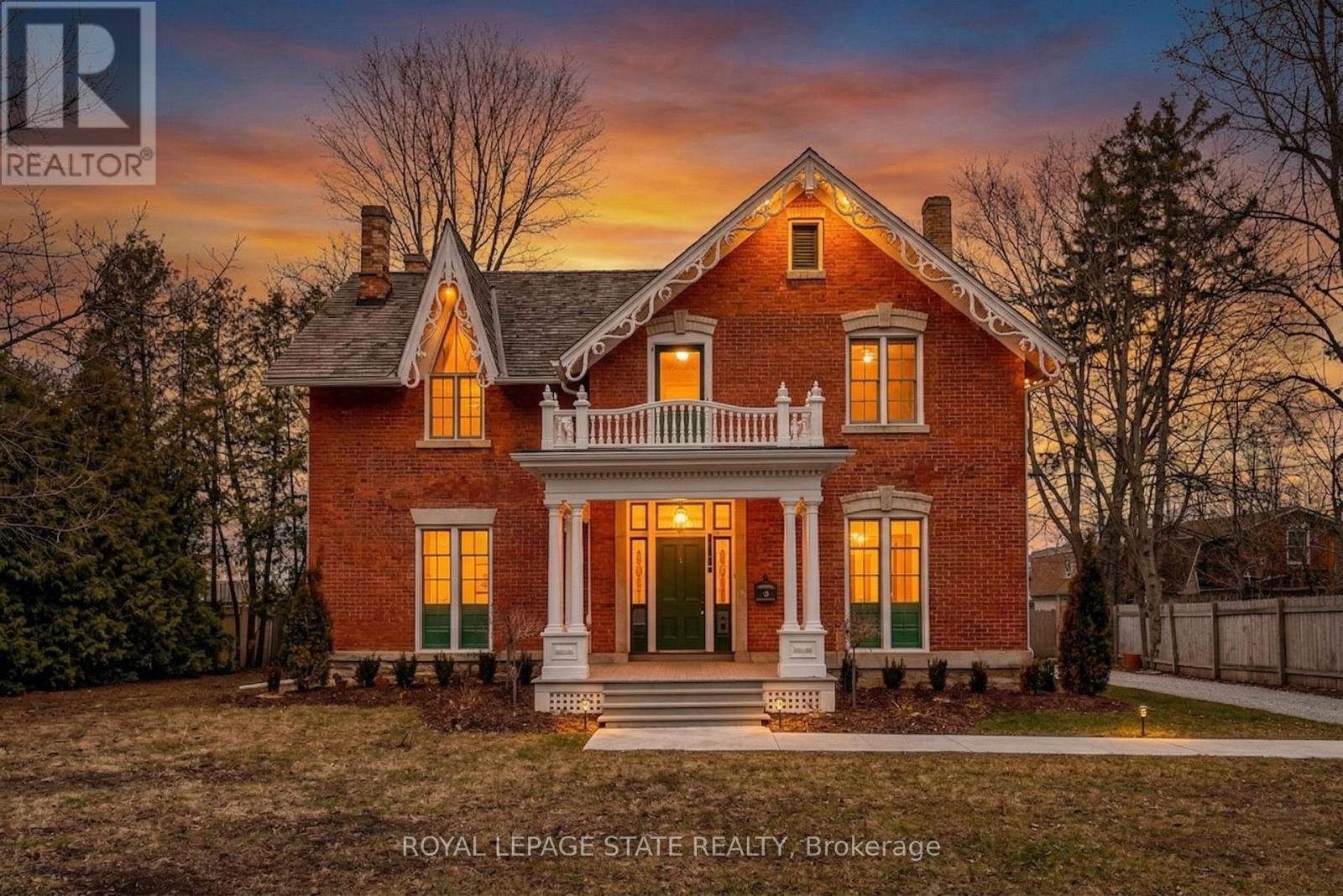 MLS® listing #29513049 for sale located at 262 MAIN STREET W