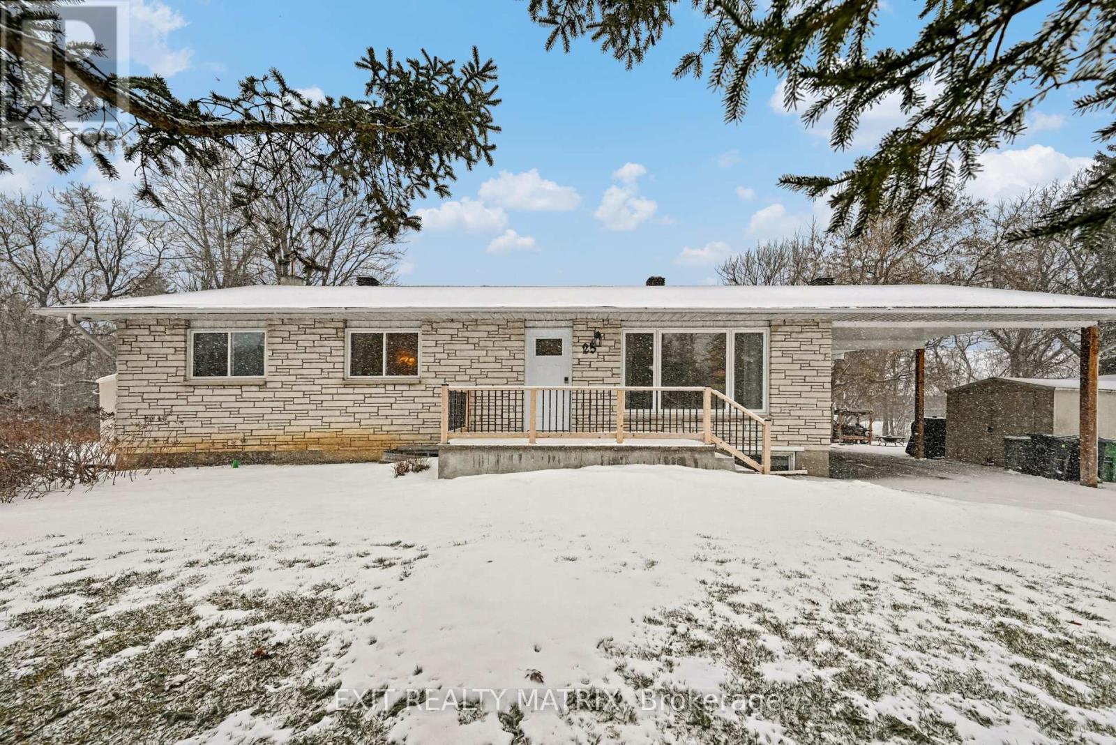 MLS® listing #29513405 for sale located at 25 BLAIS STREET