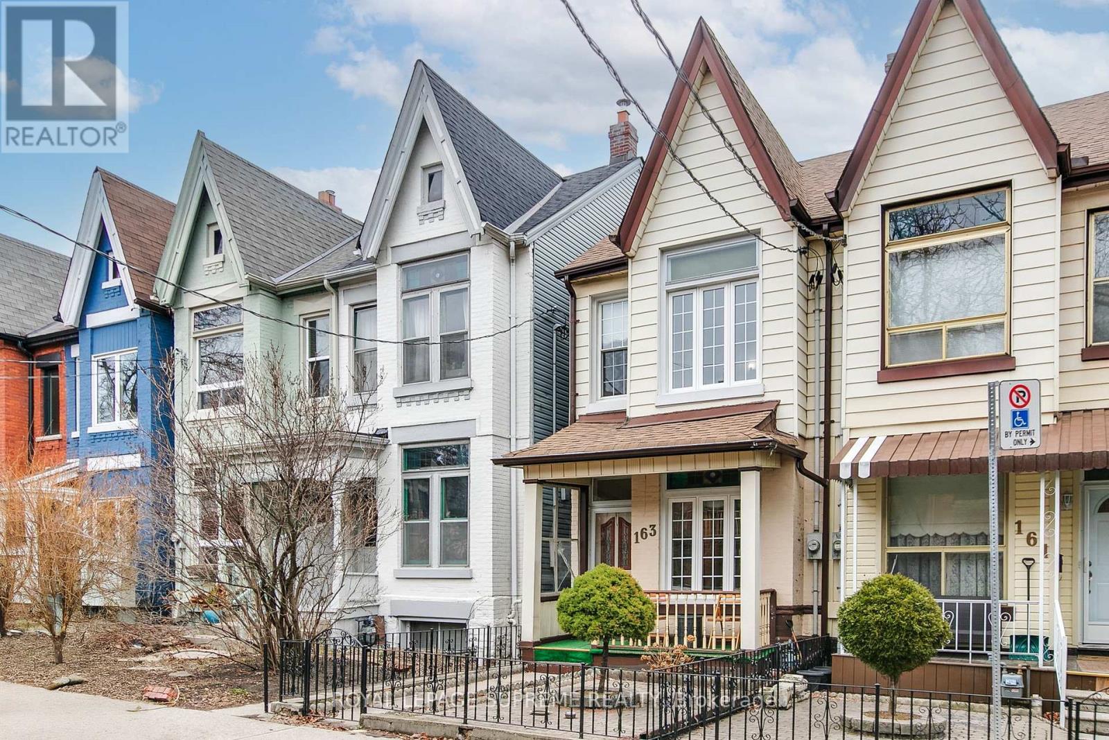 MLS® listing #29513522 for sale located at 163 BEACONSFIELD AVENUE