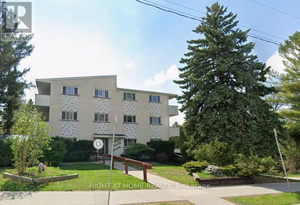 MLS® listing #29515667 for sale located at 201 - 11 DEVITT AVENUE S