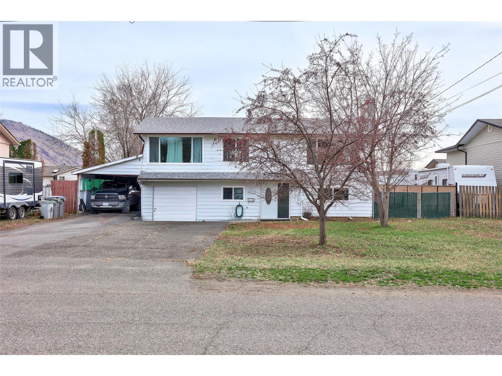 MLS® listing #29515735 for sale located at 863 DEVER Drive
