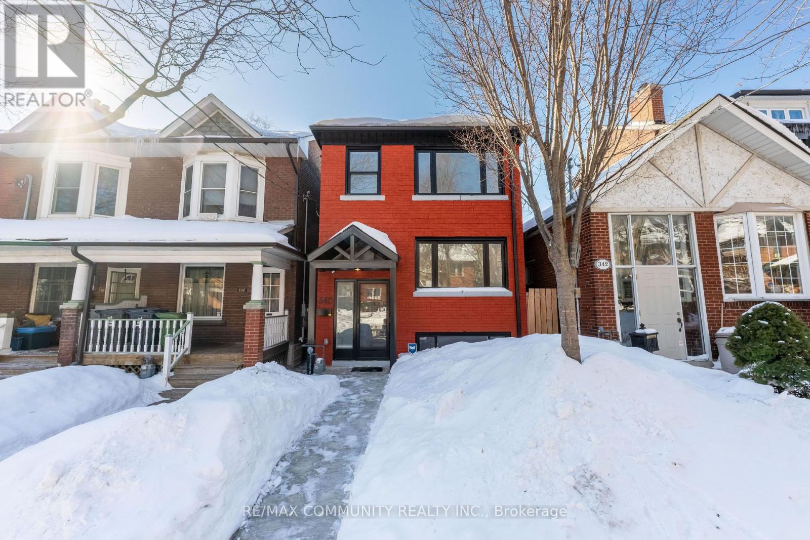 MLS® listing #29516279 for sale located at 340 ALBANY AVENUE