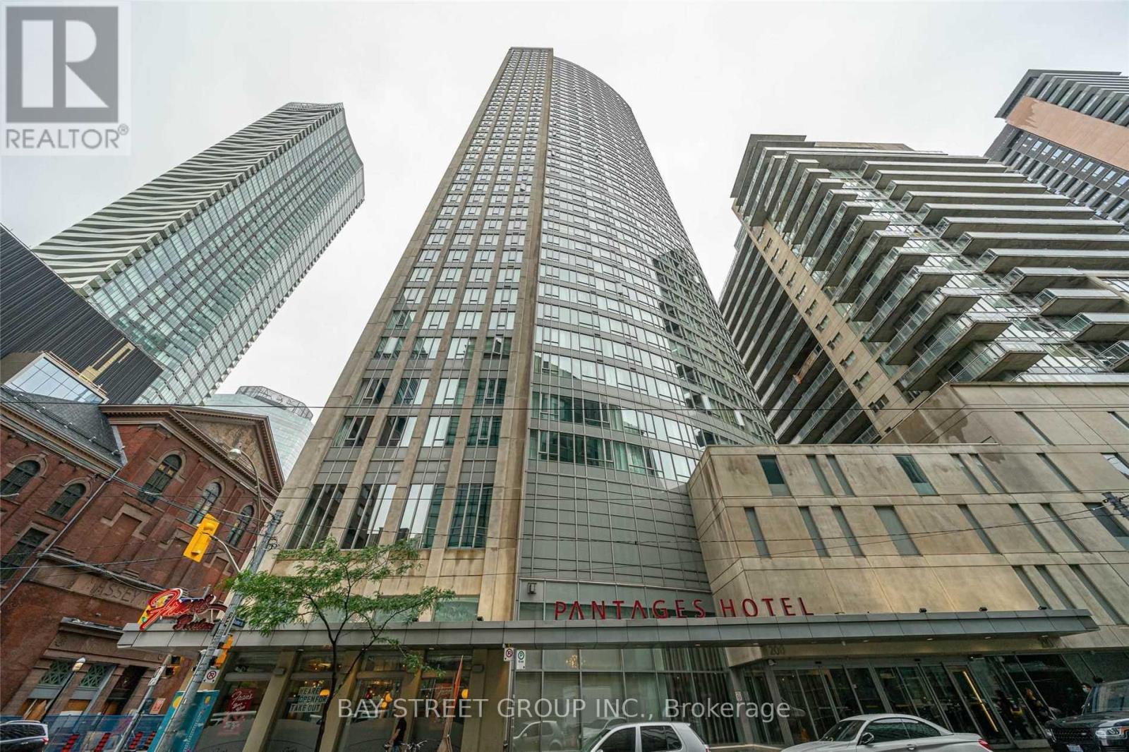 MLS® listing #29517872 for sale located at 2709 - 210 VICTORIA STREET