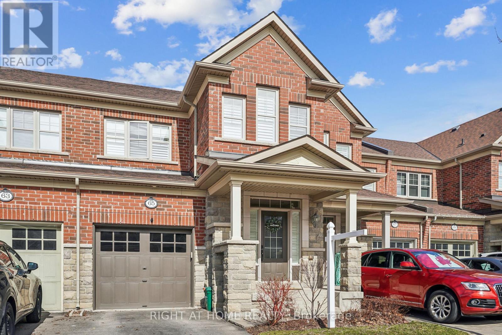 MLS® listing #29517897 for sale located at 65 HANSON CRESCENT