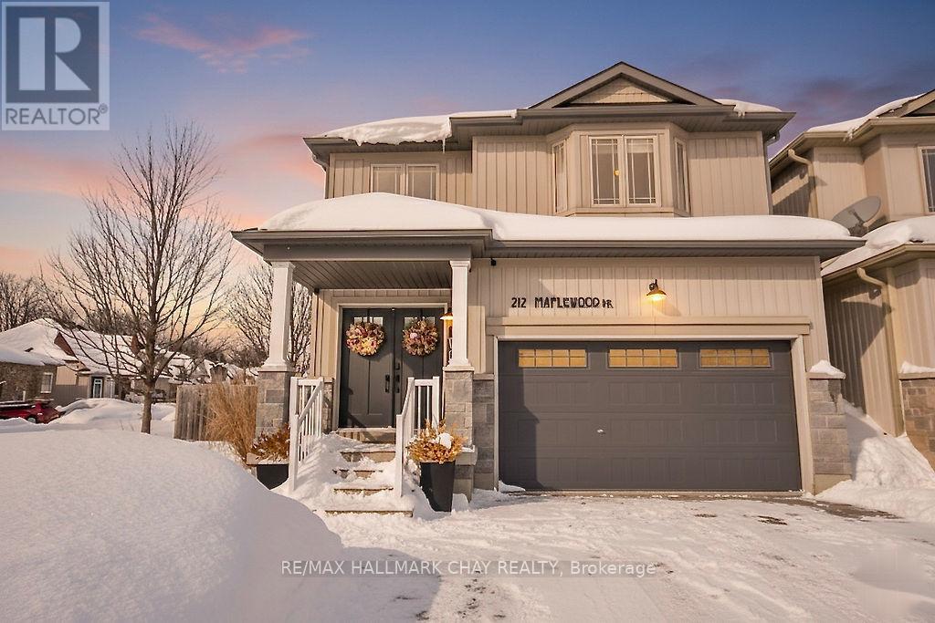 MLS® listing #29518032 for sale located at 212 MAPLEWOOD DRIVE