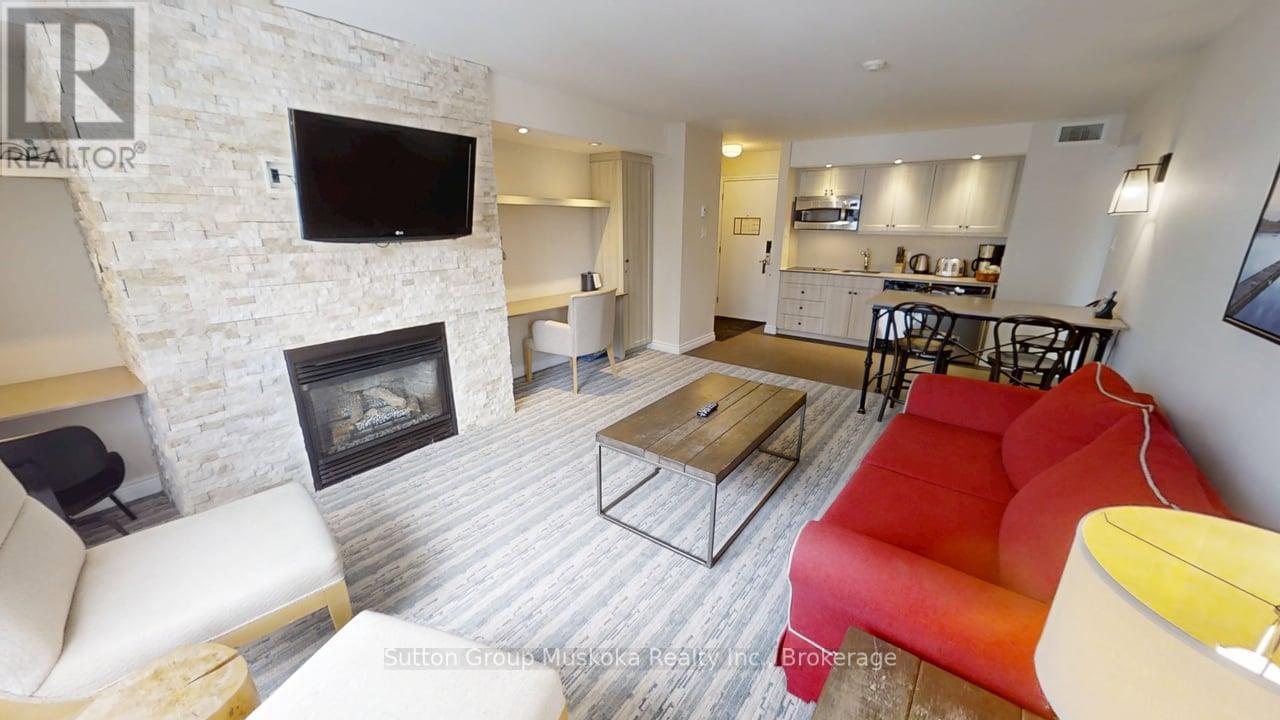 MLS® listing #29518652 for sale located at 52-305 - 1235 DEERHURST DRIVE