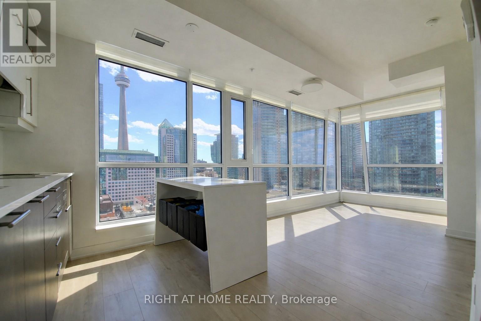 MLS® listing #29518962 for sale located at 1607 - 30 NELSON STREET