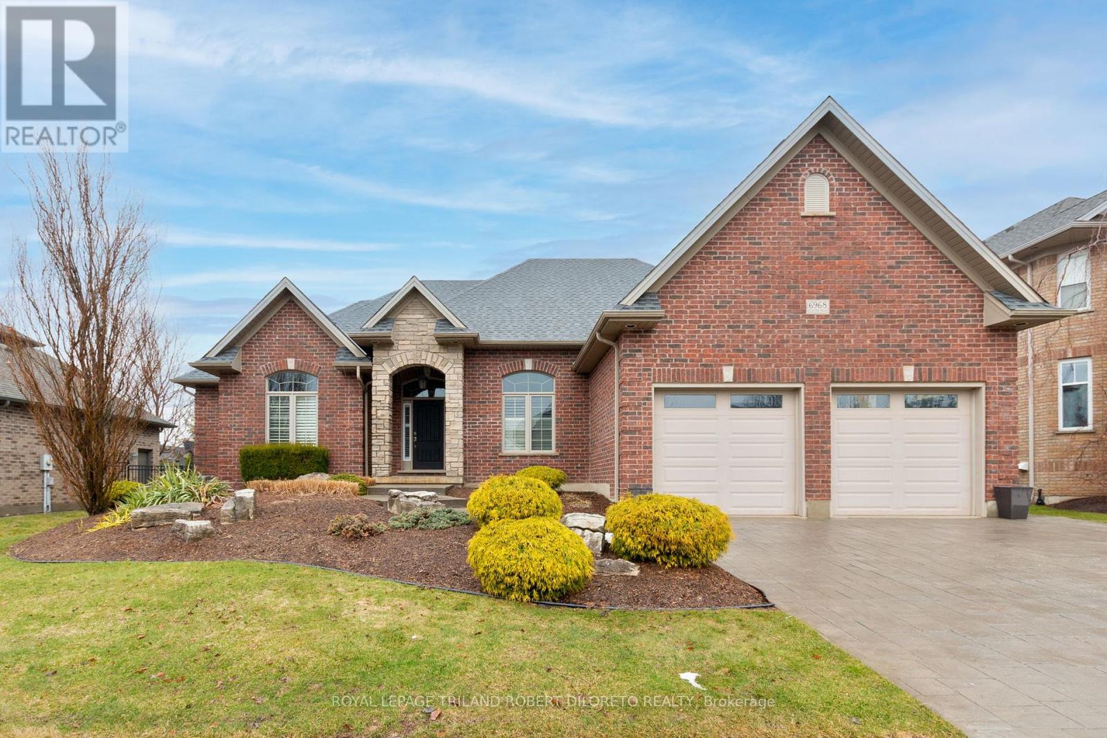 MLS® listing #29518993 for sale located at 6968 CLAYTON WALK