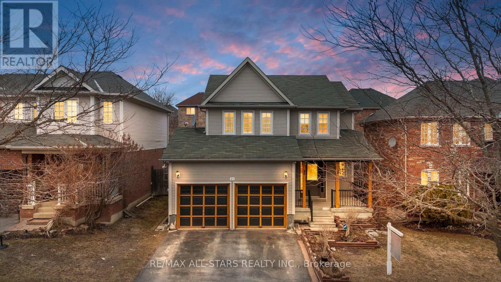 MLS® listing #29521218 for sale located at 18 REDDENHURST CRESCENT