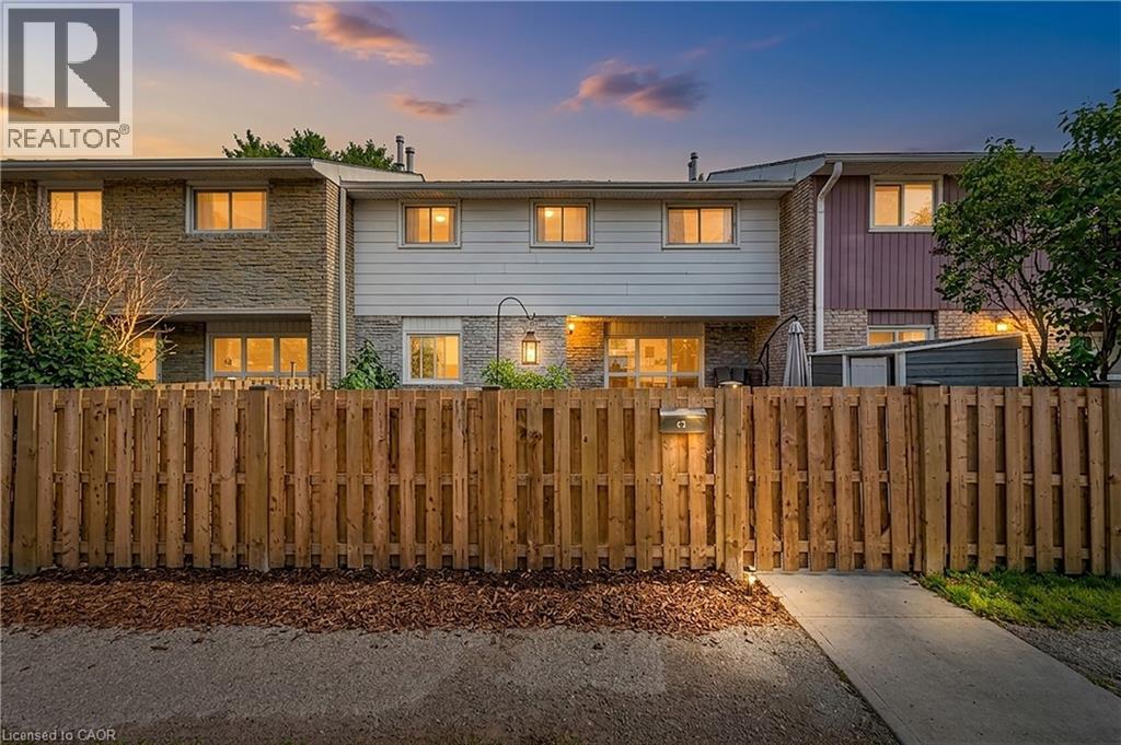 MLS® listing #29522732 for sale located at 423 WESTWOOD Drive Unit# 43