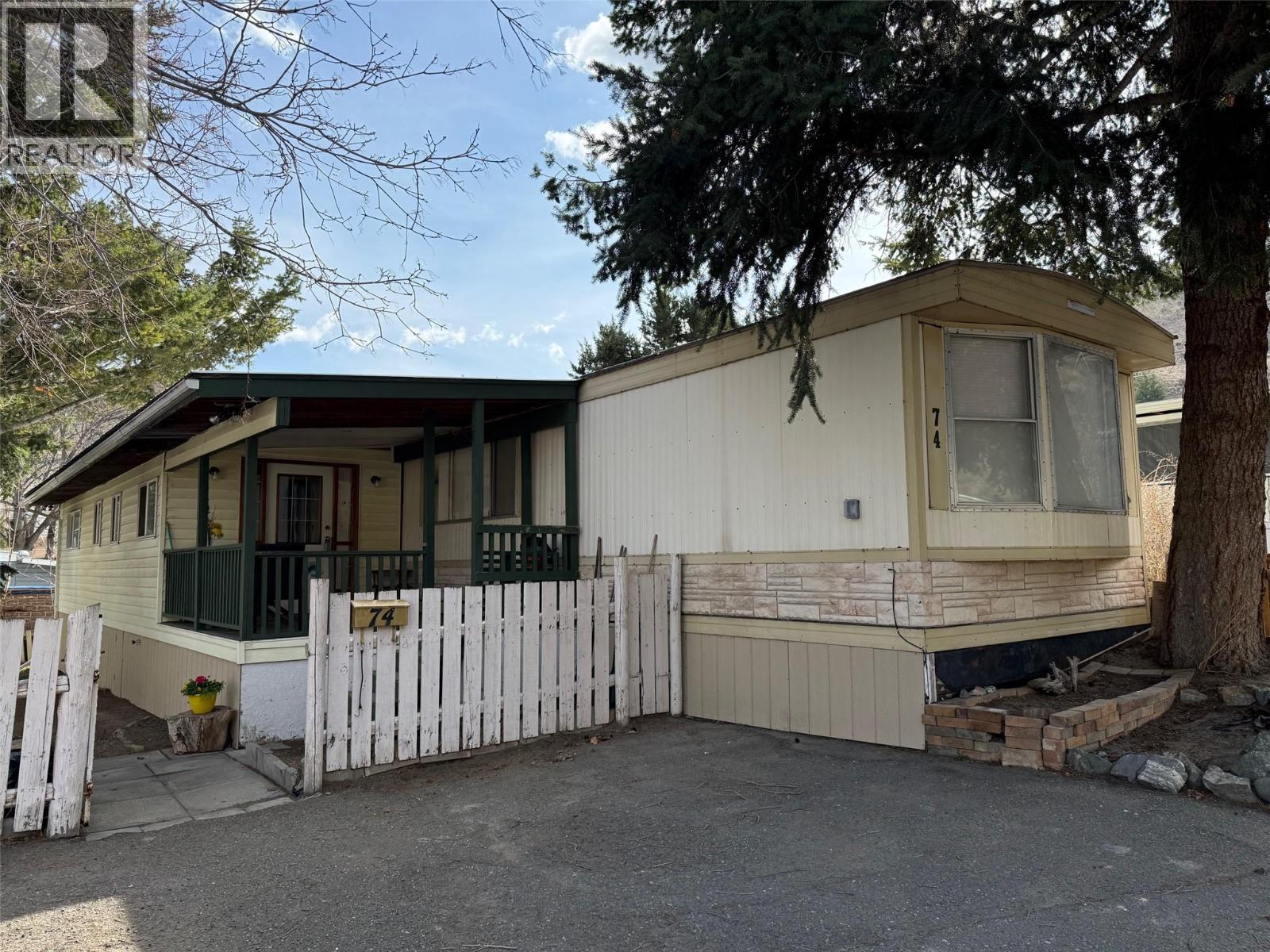 MLS® listing #29522939 for sale located at 1175 ROSE HILL Road Unit# 74