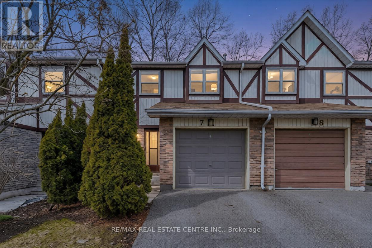 MLS® listing #29523889 for sale located at 7 MORLEY CRESCENT