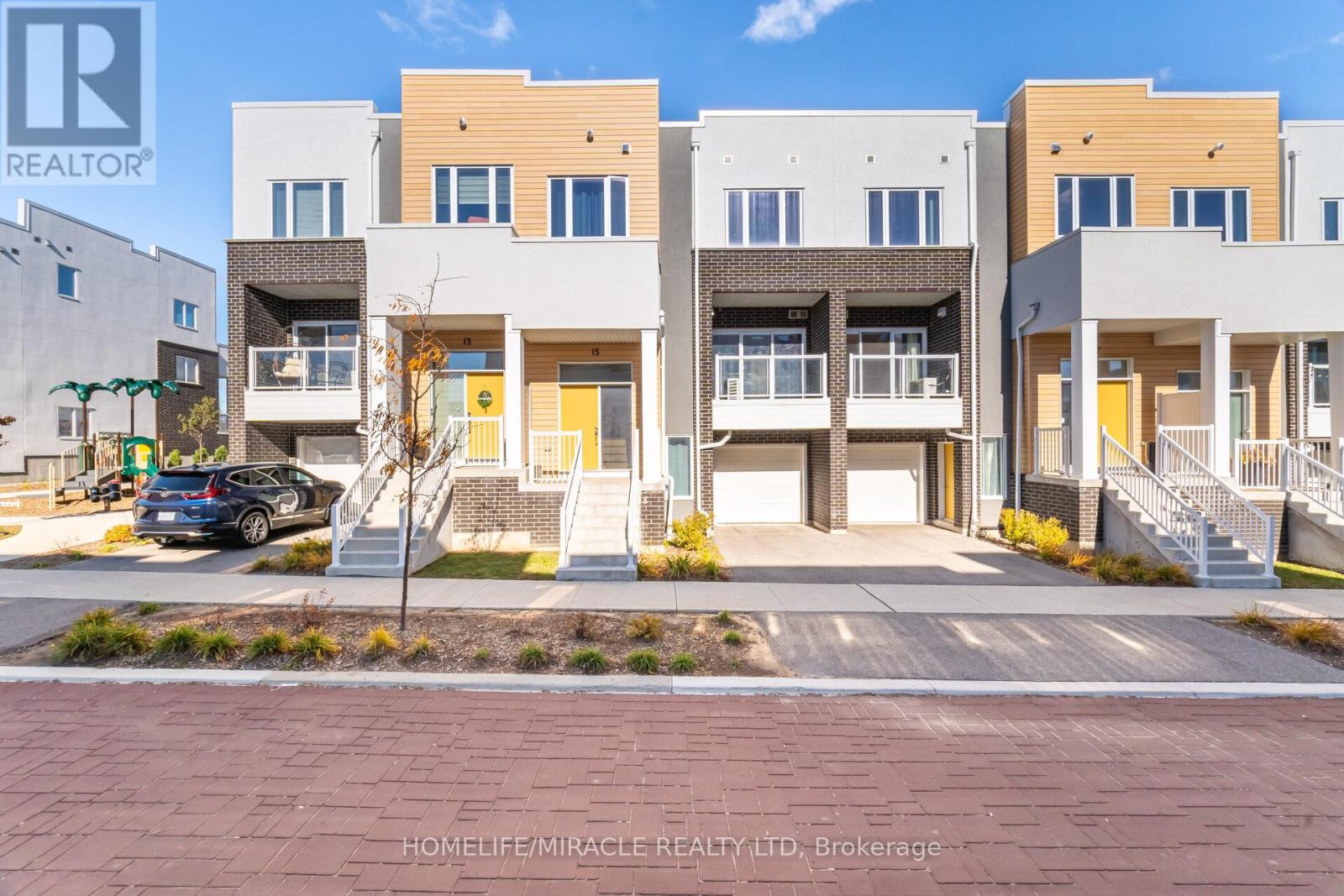 MLS® listing #29524405 for sale located at 15 VISIONARY AVENUE