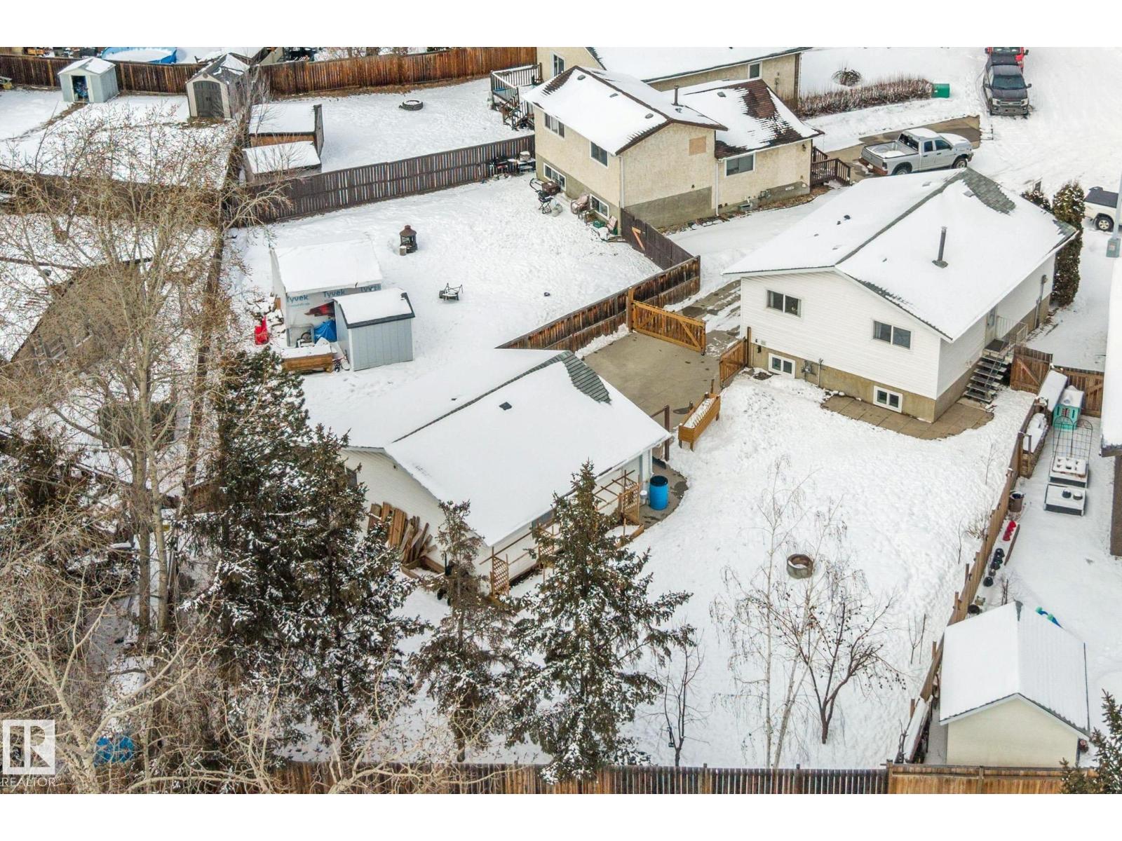 MLS® listing #29525105 for sale located at 107 WARWICK RD NW