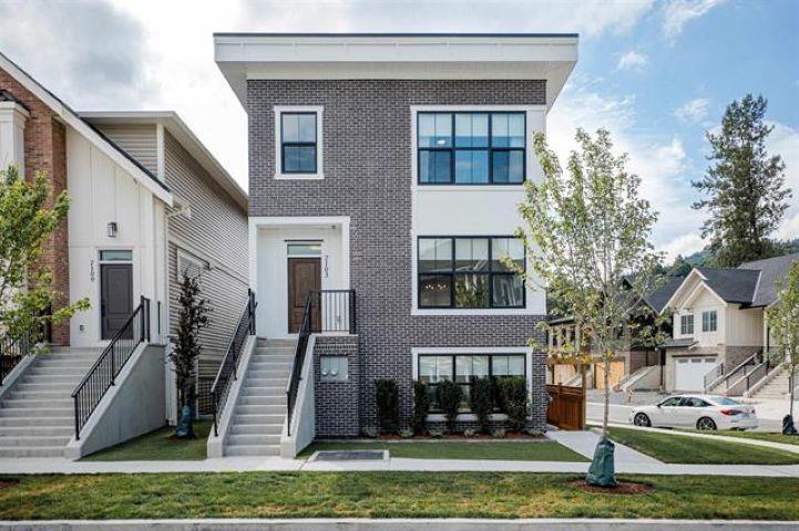 MLS® listing #29525993 for sale located at 7103 COPPERWOOD STREET|Chilliwack Proper South