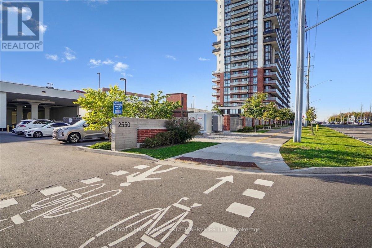 MLS® listing #29528788 for sale located at 1012 - 2550 SIMCOE STREET N