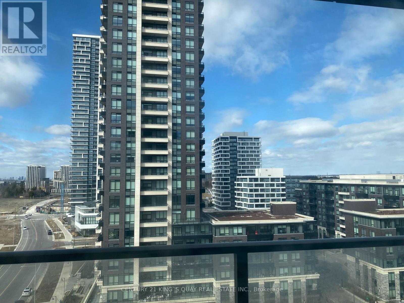 MLS® listing #29529072 for sale located at 1209 - 18 UPTOWN DRIVE