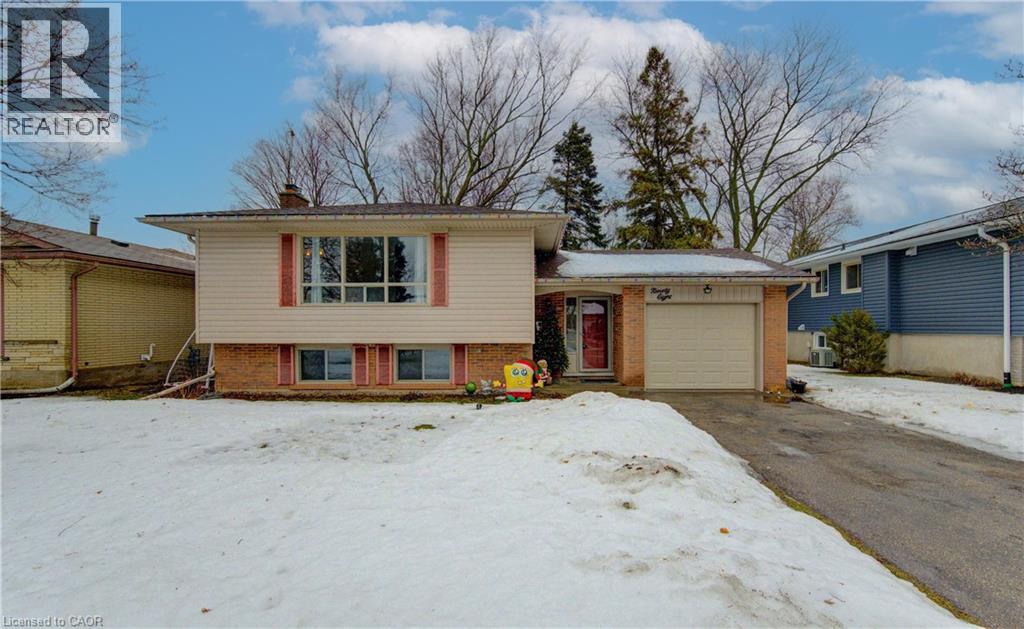 MLS® listing #29529696 for sale located at 98 SHEA Crescent