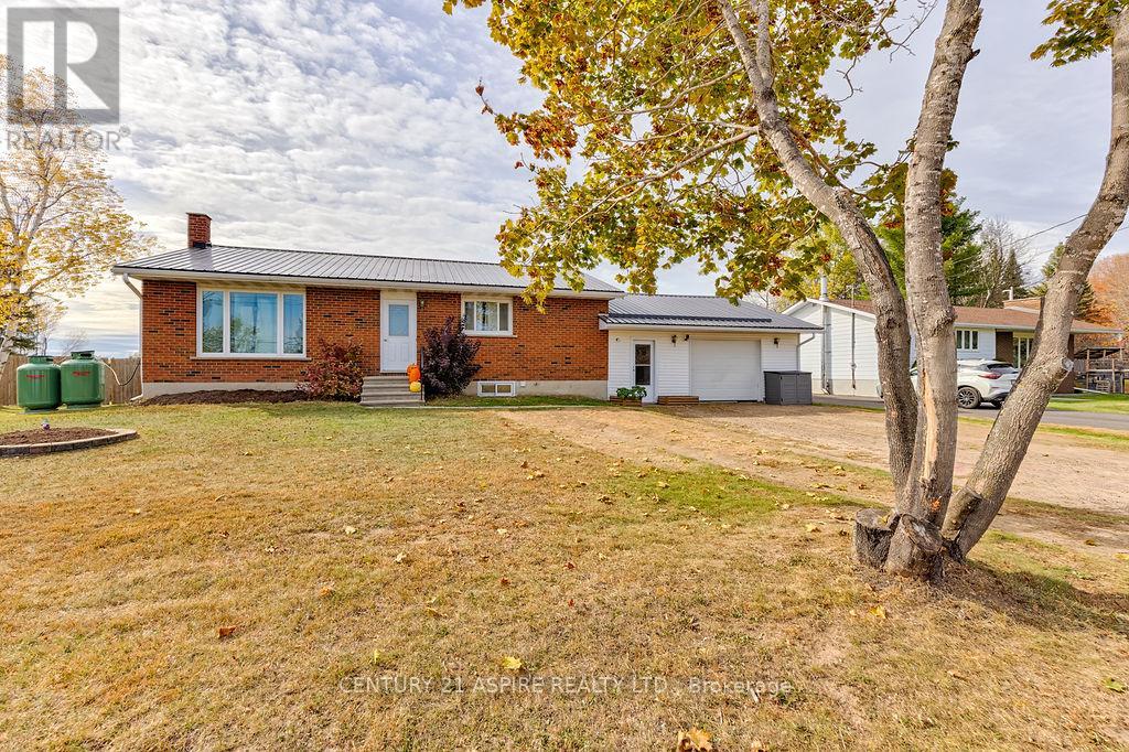 MLS® listing #29530078 for sale located at 3241 B LINE ROAD