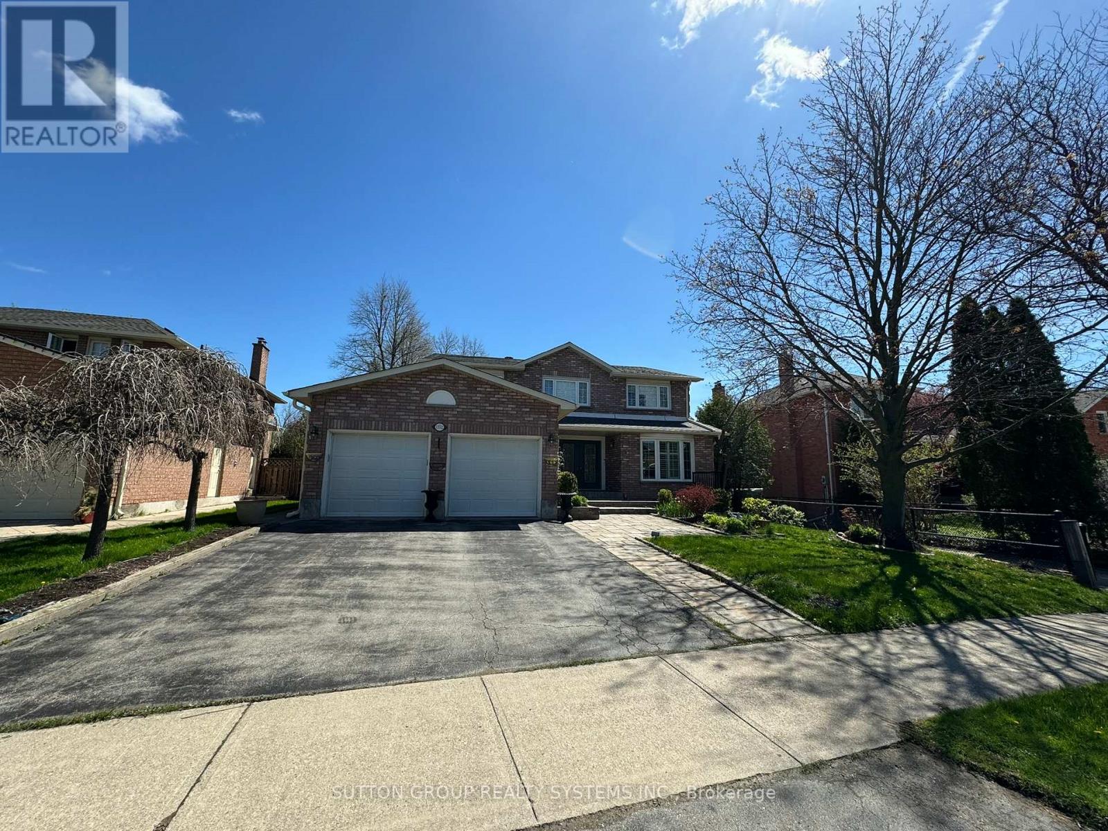 MLS® listing #29530865 for sale located at UPPER - 1232 BONNYBANK COURT