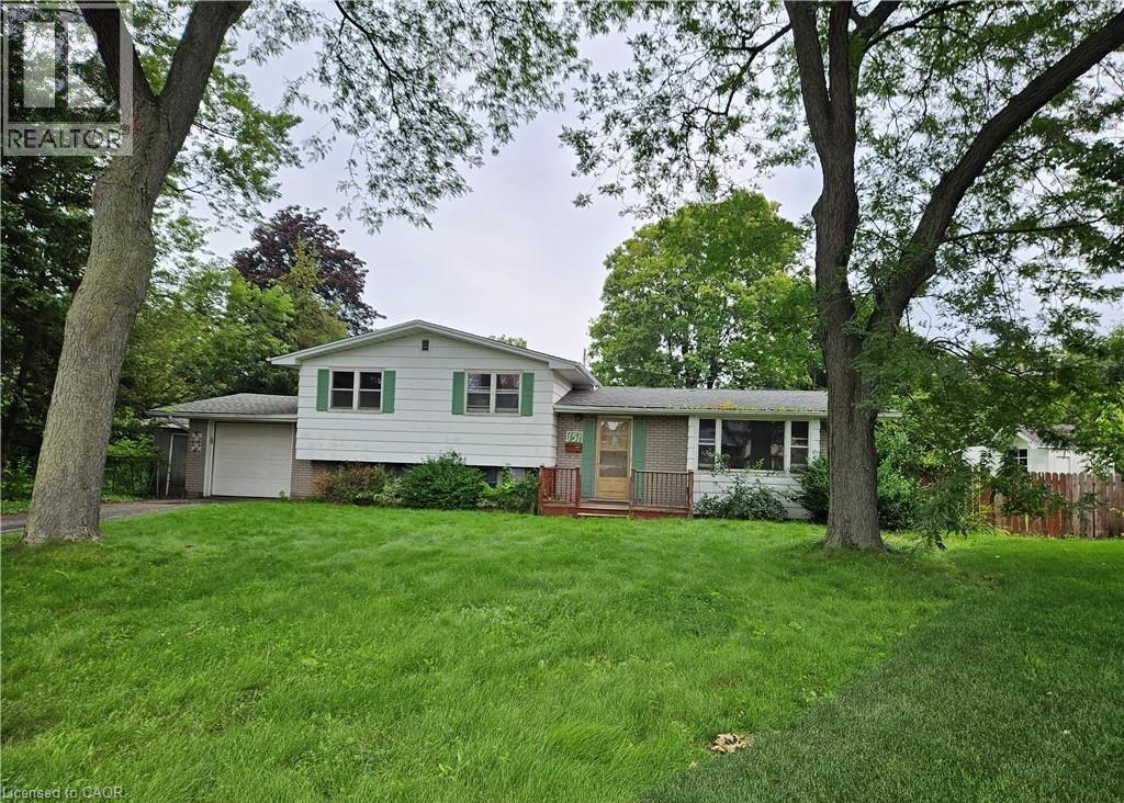 MLS® listing #29530934 for sale located at 151 SENECA Court