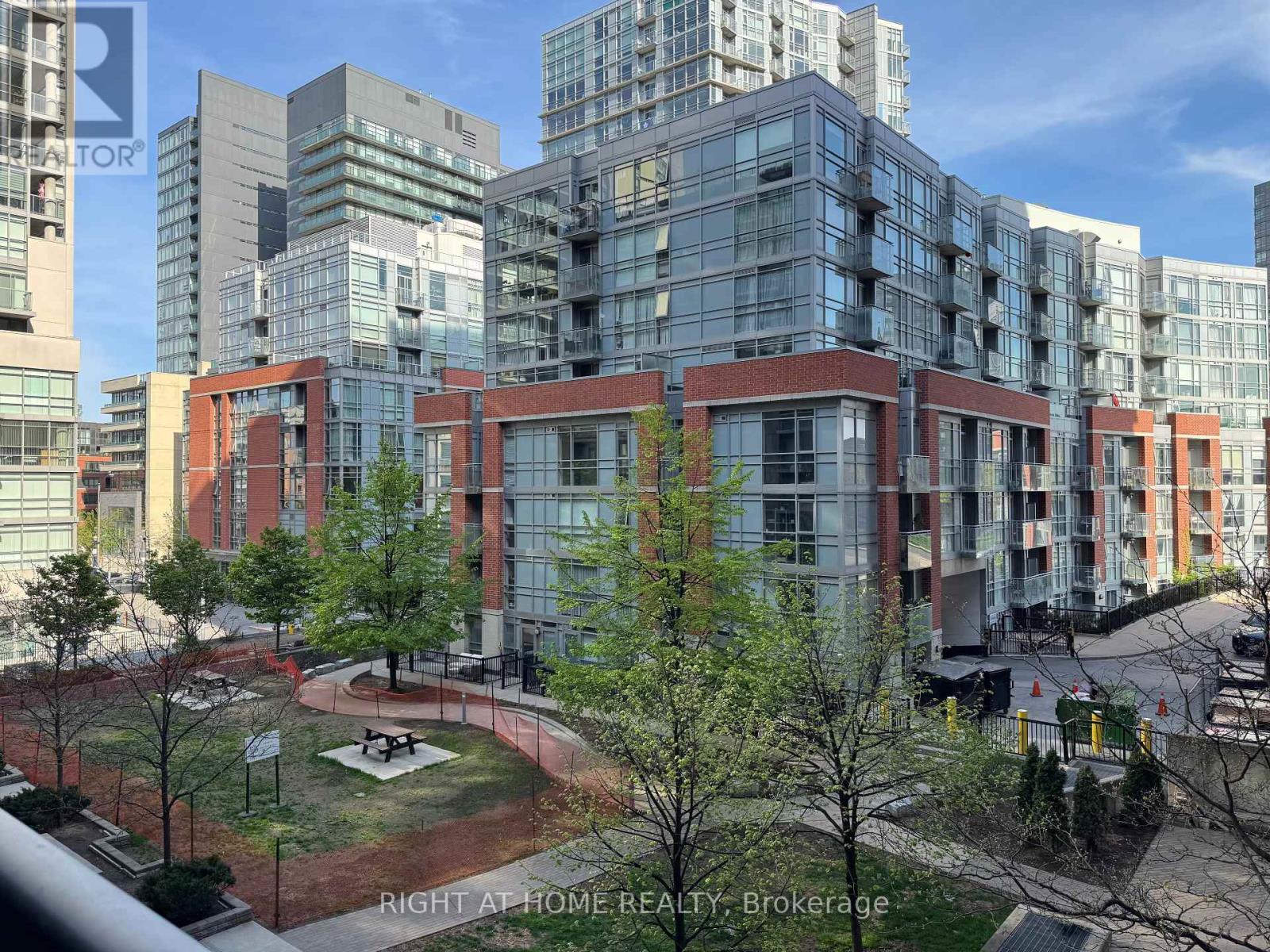 MLS® listing #29533461 for sale located at 317 - 68 ABELL STREET