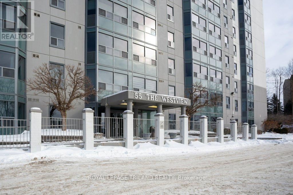 MLS® listing #29533942 for sale located at 1002 - 55 GREEN VALLEY DRIVE