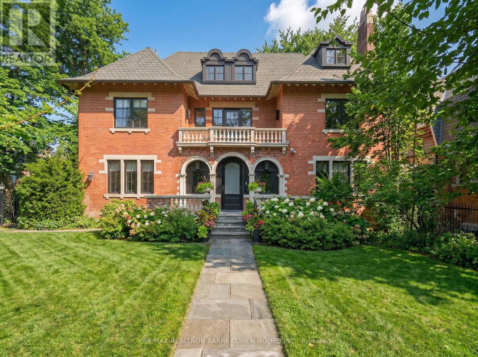 MLS® listing #29534524 for sale located at 62 MAPLE AVENUE