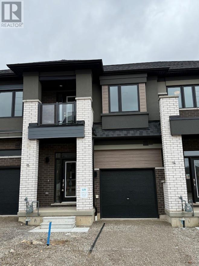 MLS® listing #29535961 for sale located at 13 - 660 COLBORNE STREET W