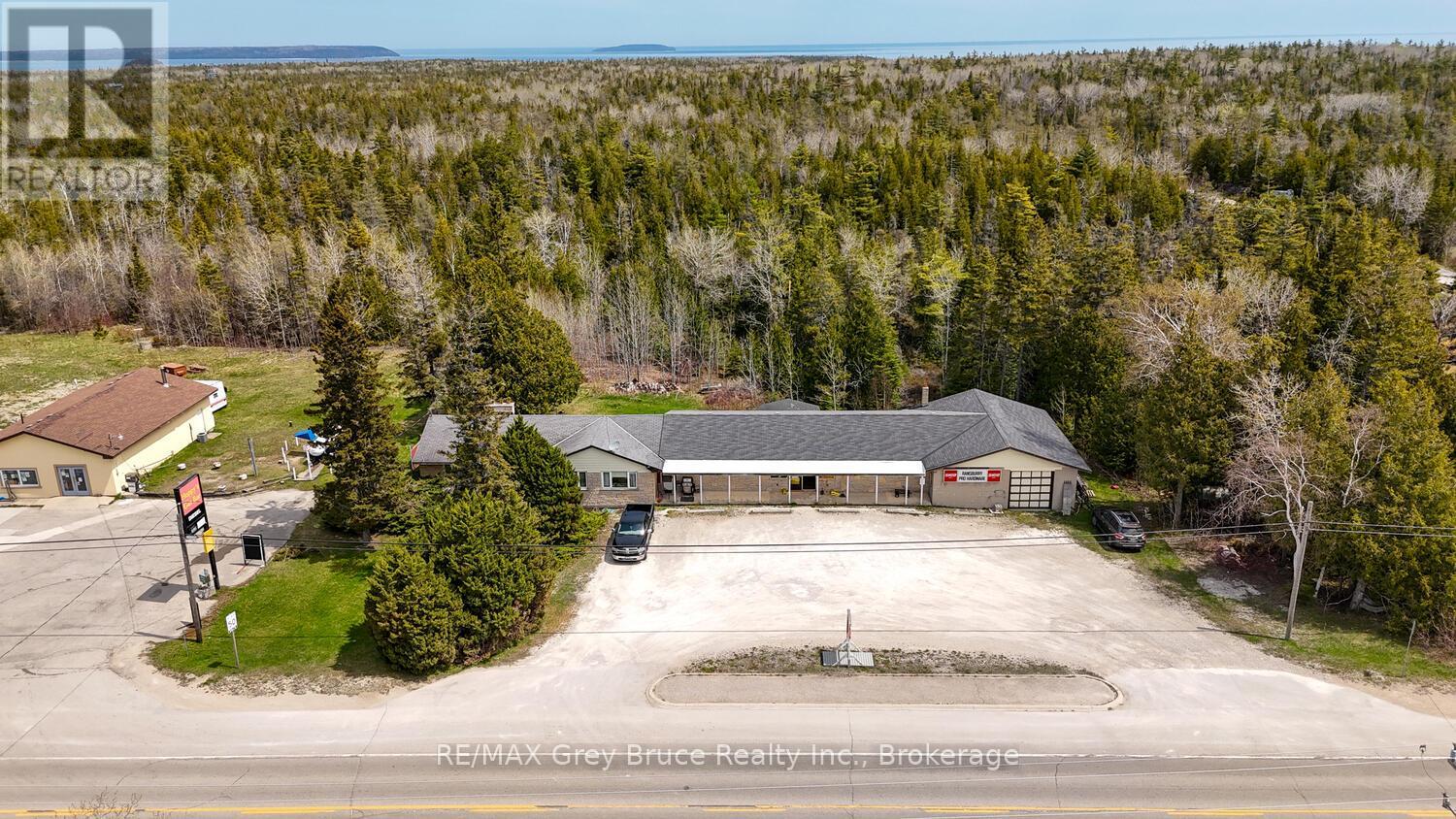 MLS® listing #29536023 for sale located at 7382 HIGHWAY 6 HIGHWAY