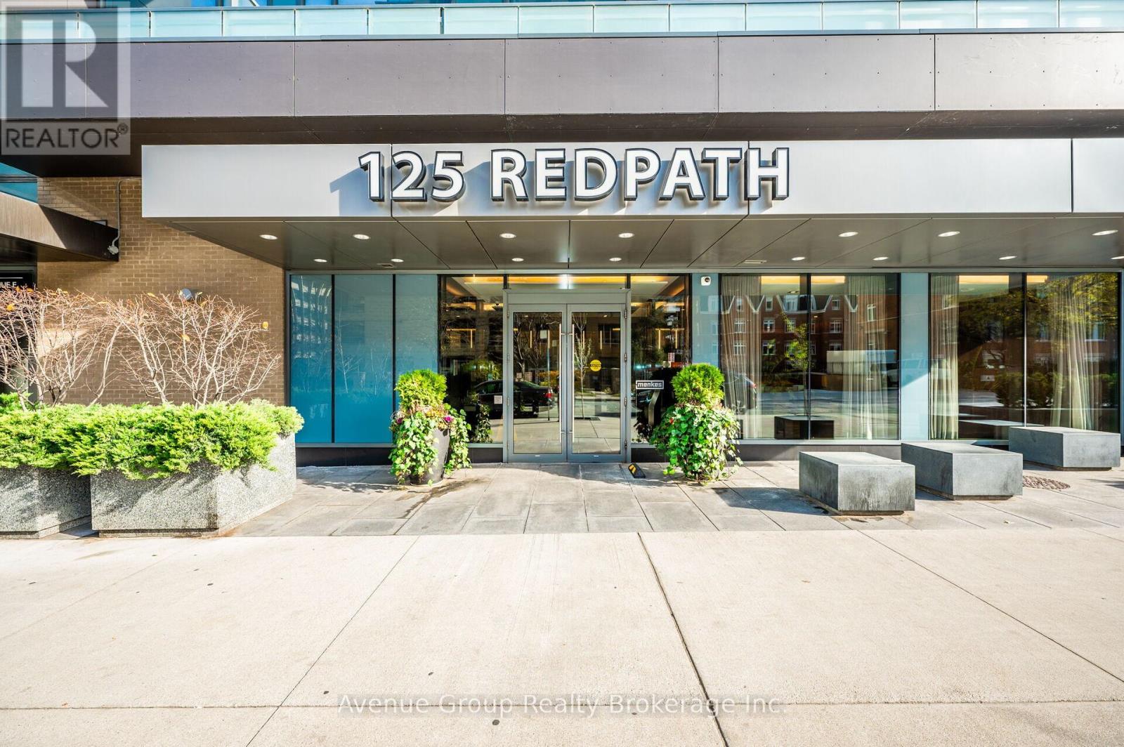 MLS® listing #29536025 for sale located at 2512 - 125 REDPATH AVENUE