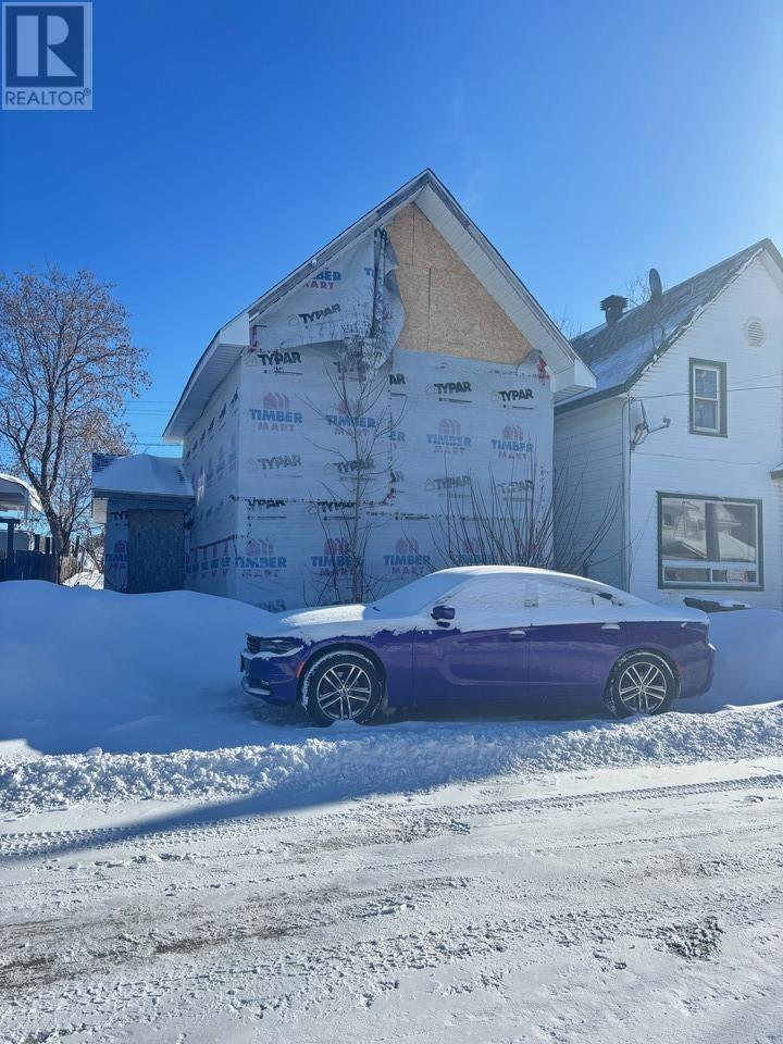 MLS® listing #29536387 for sale located at 8 Grace ST