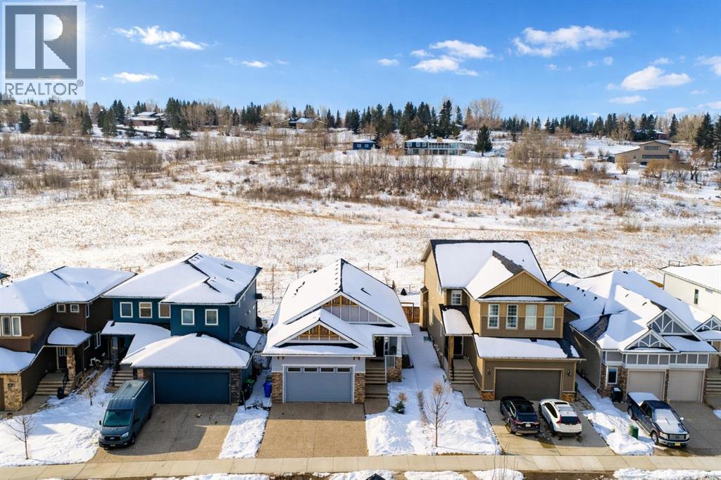 MLS® listing #29537291 for sale located at 60 Crestbrook View SW
