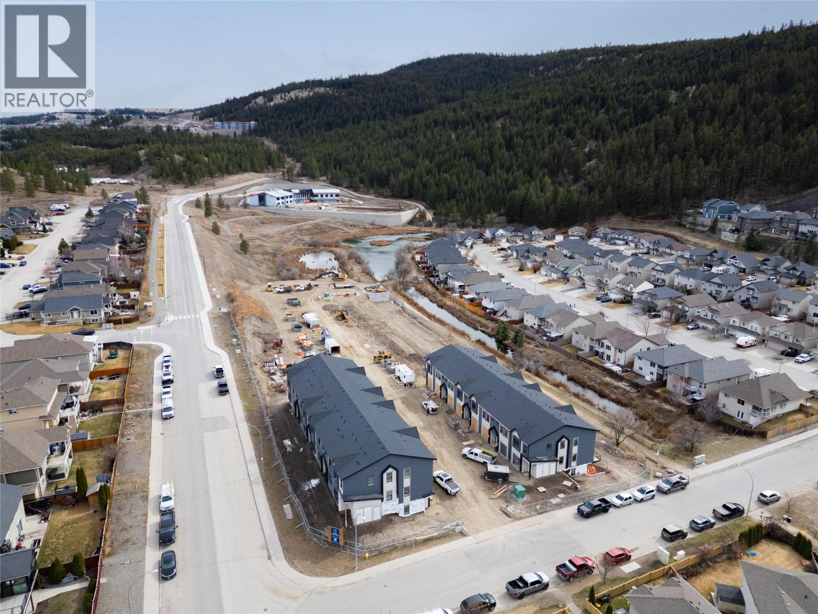 MLS® listing #29537754 for sale located at 1940 Lodgepole Drive Unit# 106