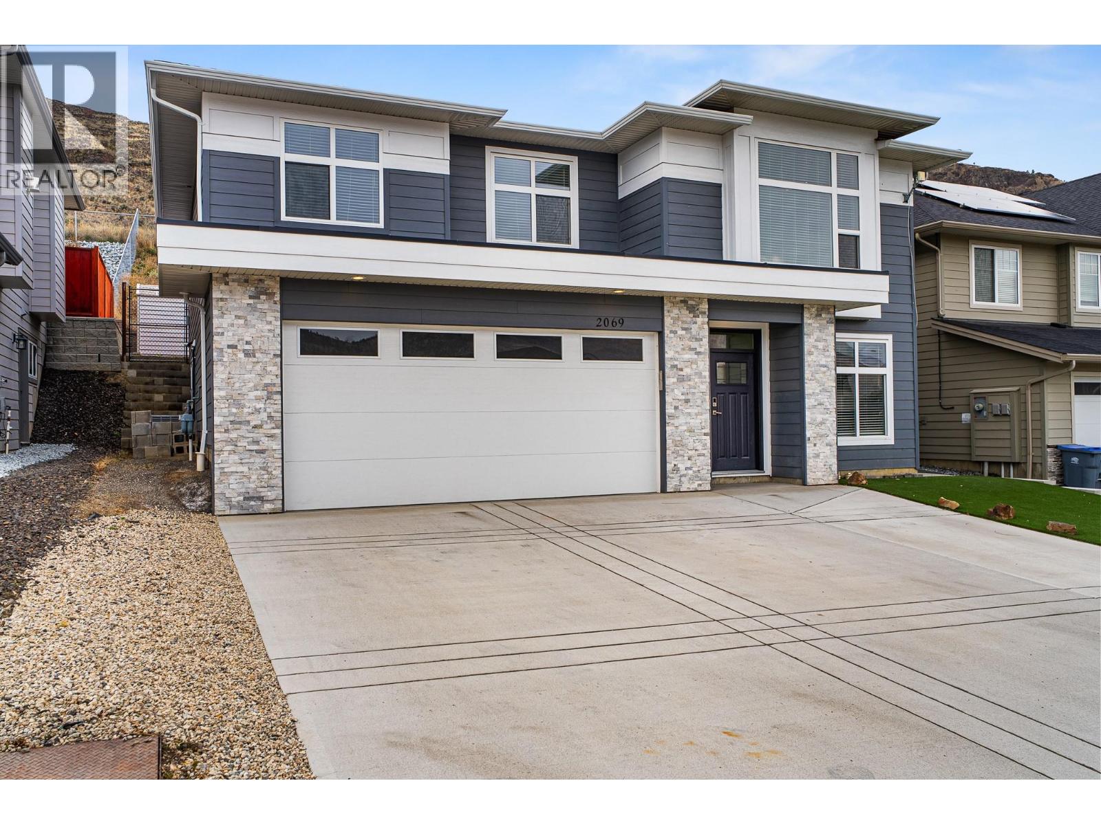 MLS® listing #29538978 for sale located at 2069 SADDLEBACK Drive