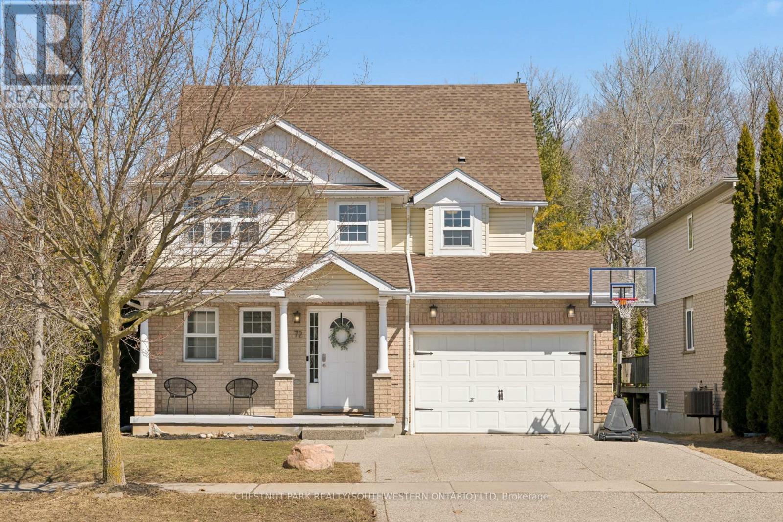 MLS® listing #29539536 for sale located at 72 COPPER LEAF STREET