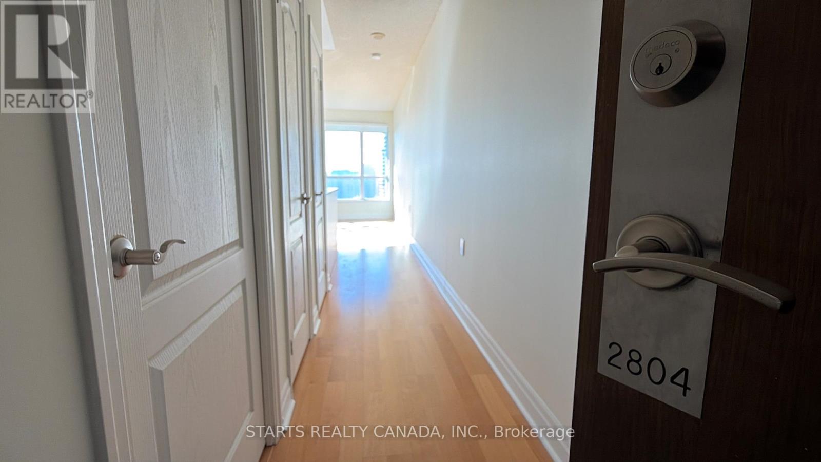 MLS® listing #29541218 for sale located at 2804 - 21 HILLCREST AVENUE