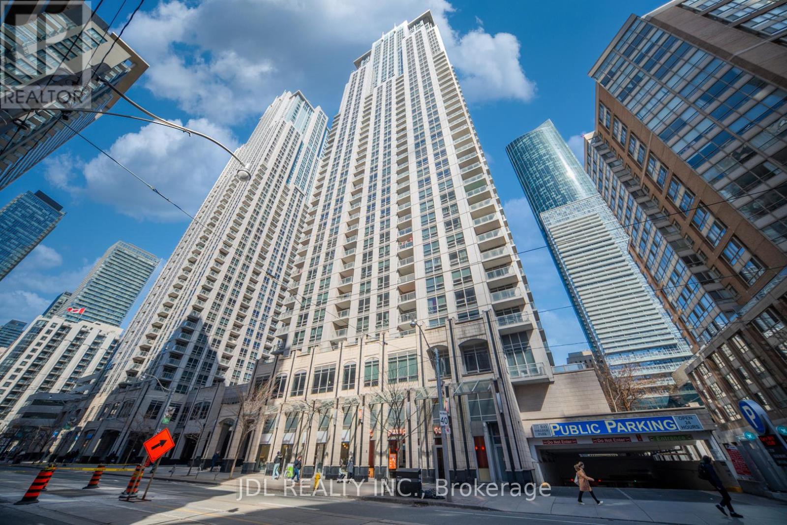 MLS® listing #29541229 for sale located at 1001 - 761 BAY STREET