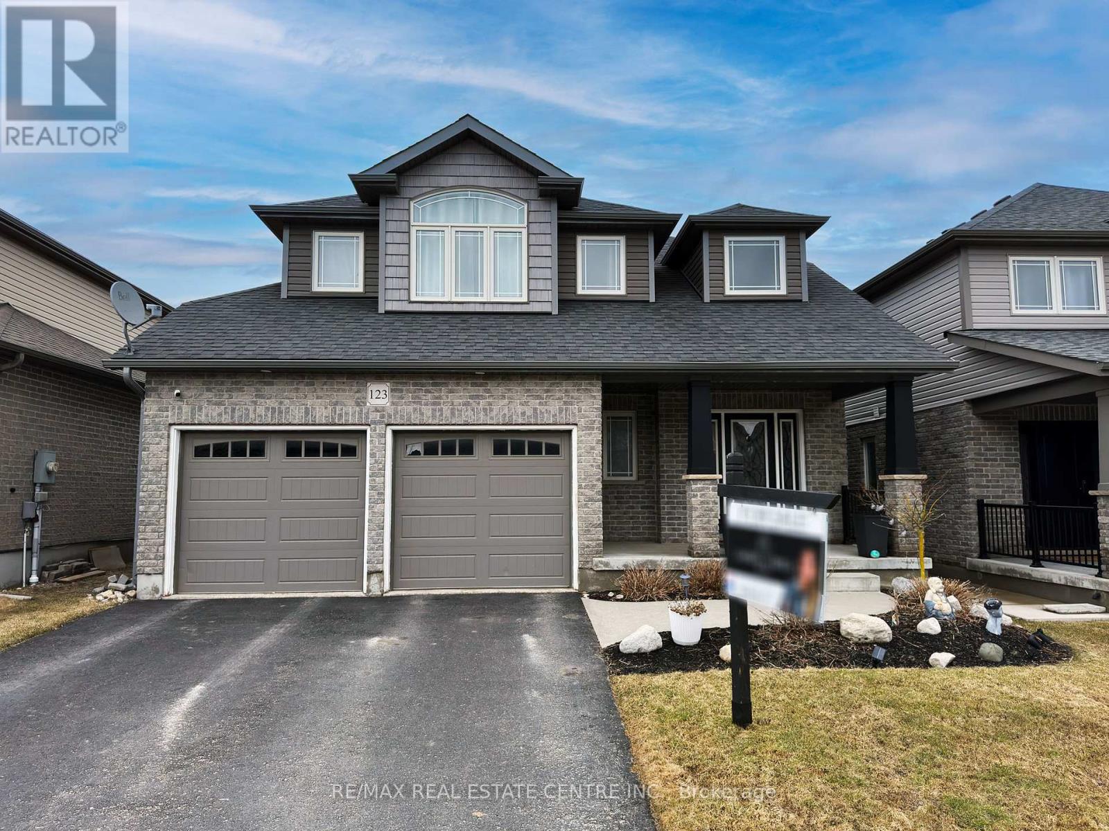 MLS® listing #29541263 for sale located at 123 TAYLOR DRIVE
