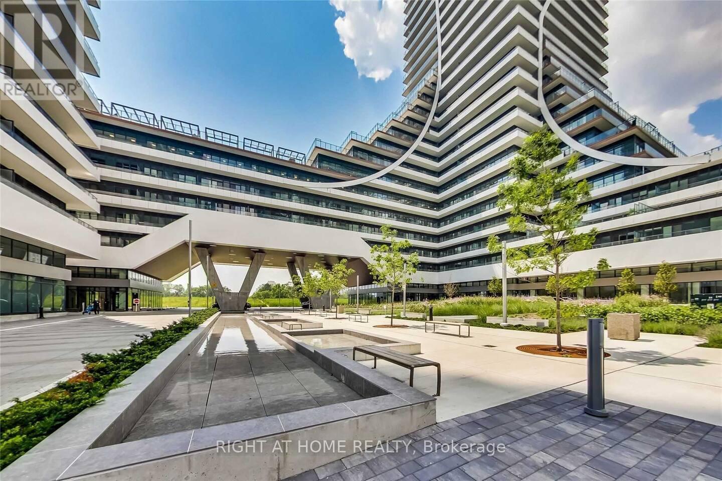 MLS® listing #29541298 for sale located at 438 - 30 SHORE BREEZE DRIVE E