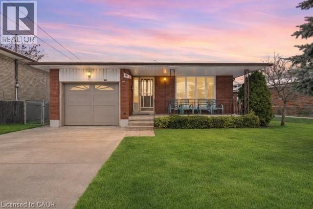 MLS® listing #29541881 for sale located at 88 GLEN VALLEY Drive